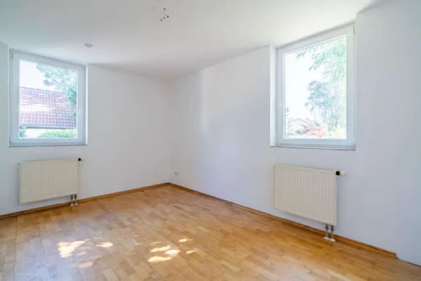 Immobilie in Finning - Wohnidylle - Architektenhaus mit 2 Wohneinheiten und PV-Anlage in Finning - Bild 3