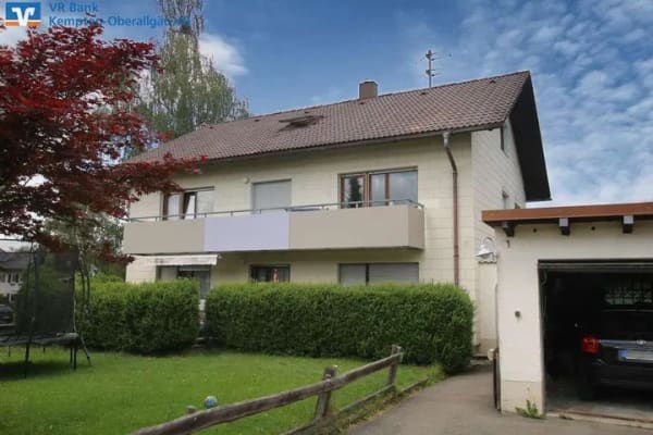 Immobilie in Weitnau - 3-Familienhaus in ruhiger Siedlungslage mit viel Entwicklungspotential bei Isny - Bild 0