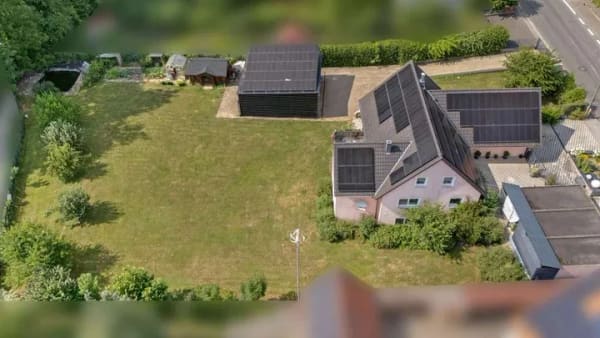 Immobilie in Simmelsdorf - Raumwunder! Energieeffizientes Einfamilienhaus mit traumhaftem Grundstück in ruhiger Lage - Bild 4