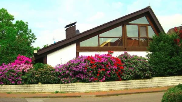Immobilie in Holm - Ein besonderes Haus mit ausgewöhnlicher Architektur von Privat / provisionsfrei - Bild 0