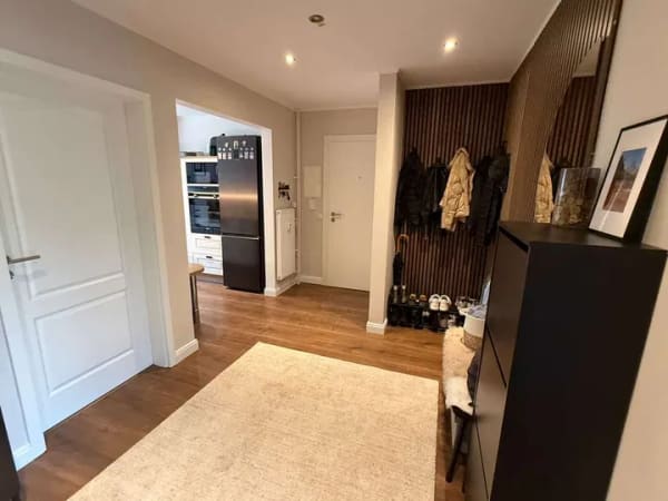 Immobilie in Appen - Modernisierte  3,5-Zimmer-Hochparterrewohnung mit Loggia und Pkw-Stellplatz - Bild 2