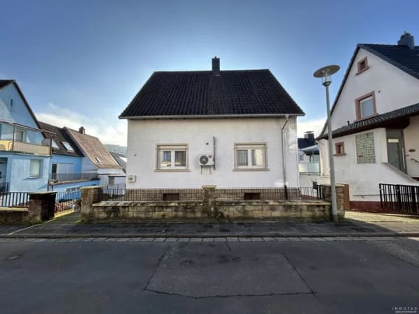 Immobilie in Otterbach - Einfamilienhaus freistehend in Otterbach - Bild 1