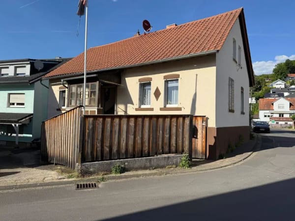 Immobilie in Linsengericht - Einfamilienhaus zum Kauf • provisionsfrei - Bild 1