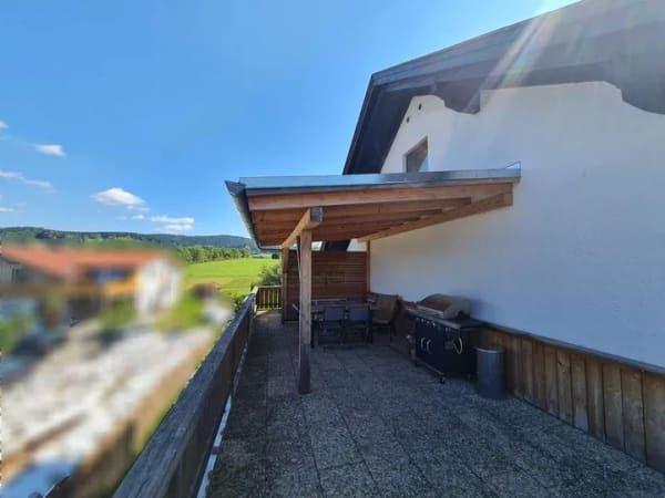 Immobilie in Rinchnach - Top Chance! Haus für`s Herz! 
DHH mit Garage, in toller Wohnlage und viel Platz für die Familie. - Bild 4