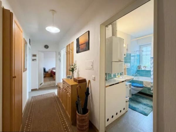 Immobilie in Marburg - Eigentumswohnung mit sonnigem Balkon und vielseitiger Raumaufteilung - Bild 2