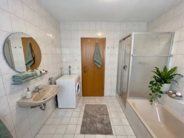 Immobilie in Pürgen - GEMÜTLICHE - IDYLLISCHE - 2 ZIMMER - GARTEN/TERRASSEN - WOHNUNG mit EBK+KFZ-PLÄTZEN! - Bild 4