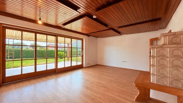 Immobilie in Winhöring - ... AIGNER – stilvoller Bungalow mit genehmigter Erweiterungsoption in gewachsenem Umfeld ... - Bild 3