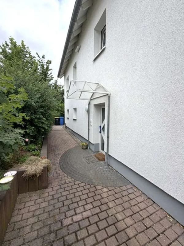 Immobilie in Butzbach - Gepflegtes Mehrfamilienhaus in ruhiger Lage als attraktive Anlage!! - Bild 3