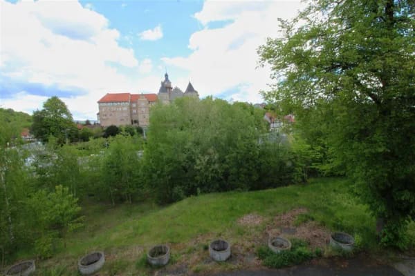 Immobilie in Schleusingen - Wohnen mit Blick zur Bertholdsburg - gepflegte Eigentumswohnung in Schleusingen - Bild 1
