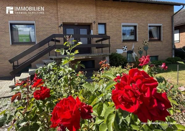 Immobilie in Wesendorf - Großes Familienhaus mit Einliegerwohnung & Garage - Bild 1