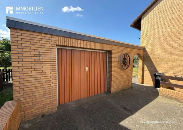 Immobilie in Wesendorf - Großes Familienhaus mit Einliegerwohnung & Garage - Bild 3