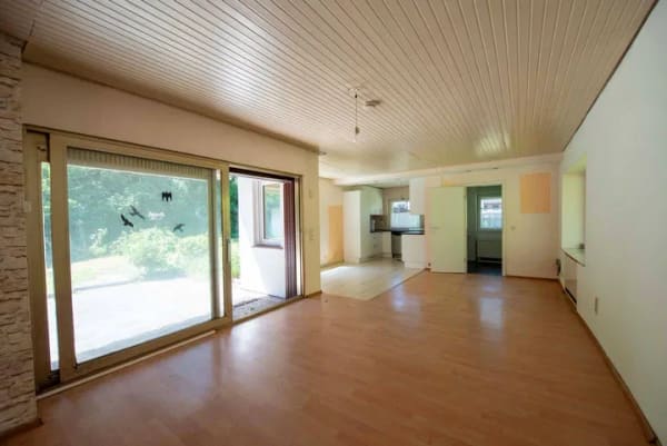 Immobilie in Stelle - Ein besonderer Rückzugsort im Grünen - Winkelbungalow mit großem Waldgrundstück in Ashausen-Bülhorn - Bild 2