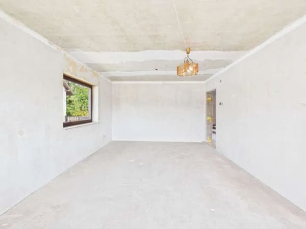 Immobilie in Kappel-Grafenhausen - Haus in Kappel-Grafenhausen – Entkernt, 3 Etagen & nach Wunsch gestaltbar! - Bild 3