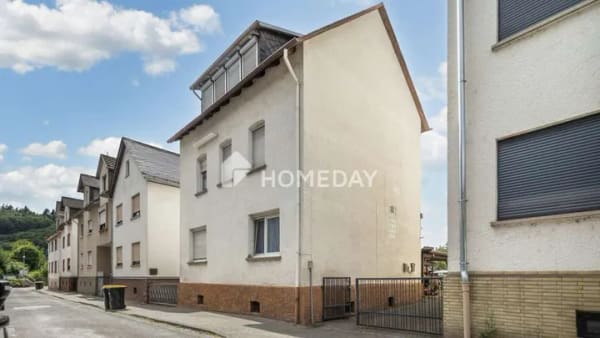 Immobilie in Aßlar - Eigennutzung & Rendite vereint: Zwei charaktervolle Häuser mit Potenzial, Garten, Innenhof in Aßlar - Bild 0