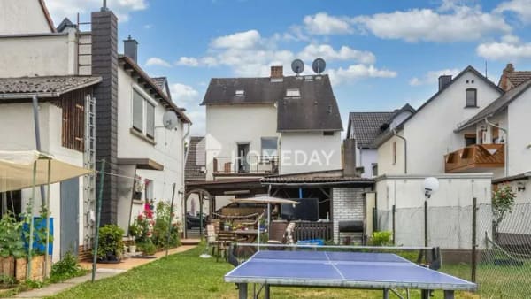 Immobilie in Aßlar - Eigennutzung & Rendite vereint: Zwei charaktervolle Häuser mit Potenzial, Garten, Innenhof in Aßlar - Bild 1