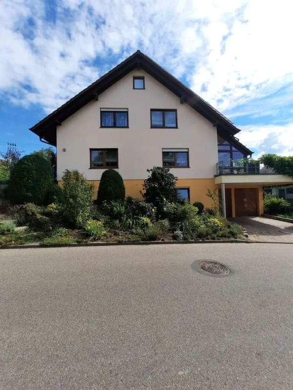 Immobilie in Neuenstein - Wohnen mit Charakter: Großzügiges Einfamilienhaus in Neuenstein - Bild 0