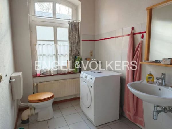 Immobilie in Schöppenstedt - Land-Charme mit Ausbaupotenzial und reichlich Platz - Bild 2