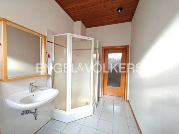 Immobilie in Schöppenstedt - Land-Charme mit Ausbaupotenzial und reichlich Platz - Bild 3