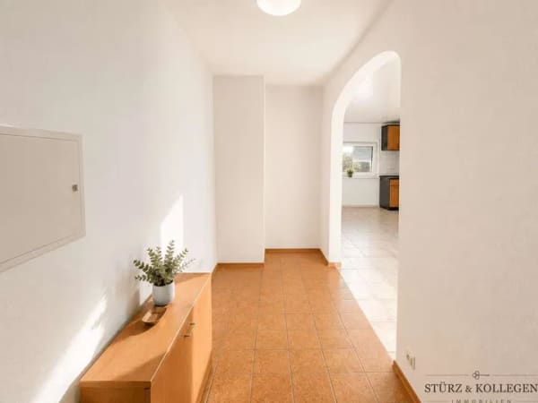 Immobilie in Mahlberg - Bezugsfreie 3-Zimmer-Wohnung mit Balkon in attraktiver Wohnlage - Bild 2