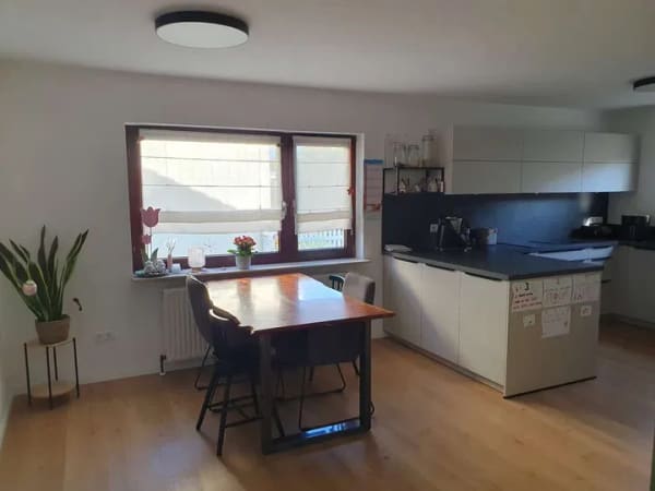 Immobilie in Massenbachhausen - Gepflegtes Einfamilienhaus mit Doppelgarage und umfangreicher Sanierung - Bild 3