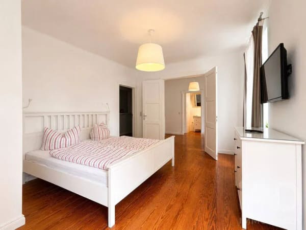 Immobilie in Kröpelin - Historische Villa nahe der Ostsee | 302 m² | 9 Zimmer | Kapitalanlage - Bild 4