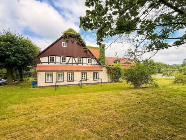 Immobilie in Seifhennersdorf - Wohnen mit Charme – saniertes historisches Umgebindehaus auf großzügigem Naturgrundstück - Bild 1