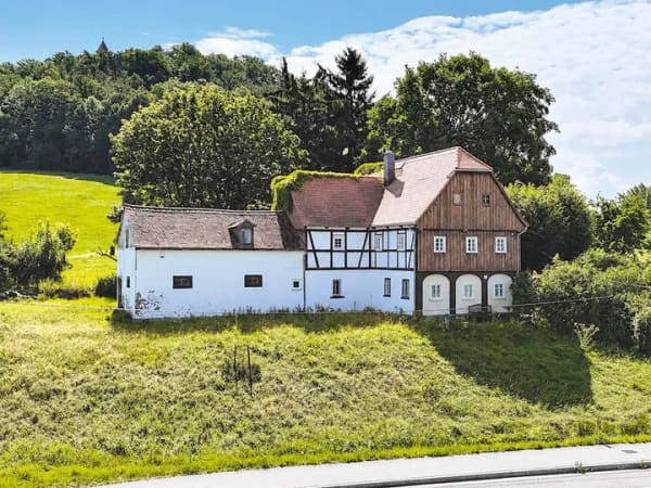 Immobilie in Seifhennersdorf - Wohnen mit Charme – saniertes historisches Umgebindehaus auf großzügigem Naturgrundstück - Bild 2
