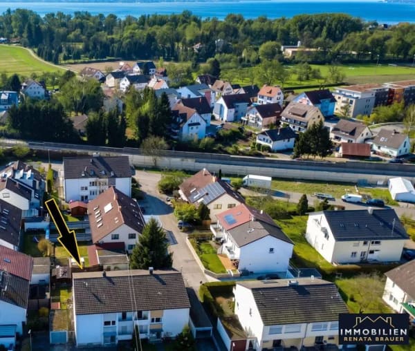 Immobilie in Uhldingen-Mühlhofen - Wohnen in Seenähe - vielseitige Doppelhaushälfte mit zwei Wohneinheiten und sonnigem Garten - Bild 0