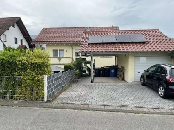 Immobilie in Obrigheim - Empfehlenswerte Wohlfühlimmobilie mit Garten, Garage und Carport - Bild 0