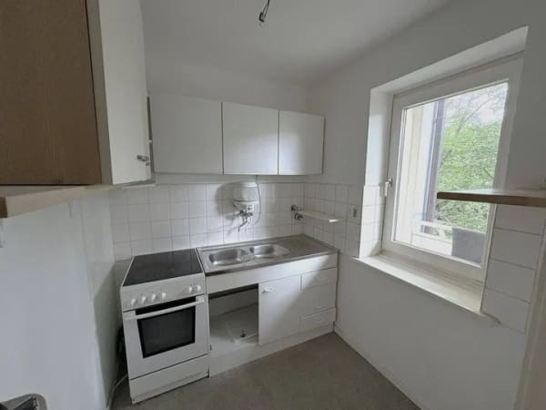 Immobilie in Schenefeld - Charmante Single-Wohnung, ideal für möbliertes Wohnen geeignet ***COURTAGEFREI*** - Bild 3