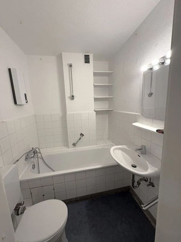 Immobilie in Schenefeld - Charmante Single-Wohnung, ideal für möbliertes Wohnen geeignet ***COURTAGEFREI*** - Bild 4