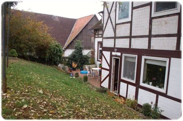 Immobilie in Twistetal - Großzügige Eigentumswohnung mit Garten und hoher Privatsphäre nahe Korbach! - Bild 1