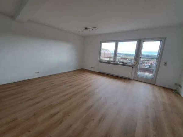 Immobilie in Ammerbuch - Attraktive 3-Zimmer-Terrassenwohnung mit Garage in Ammerbuch - Bild 3