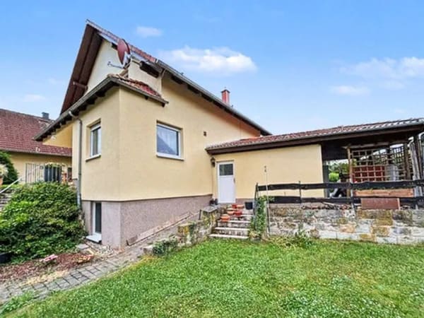 Immobilie in Hecklingen - Einziehen und Wohlfühlen: Modernisiertes Einfamilienhaus mit ca. 178 m² Wohnfläche in Hecklingen - Bild 1