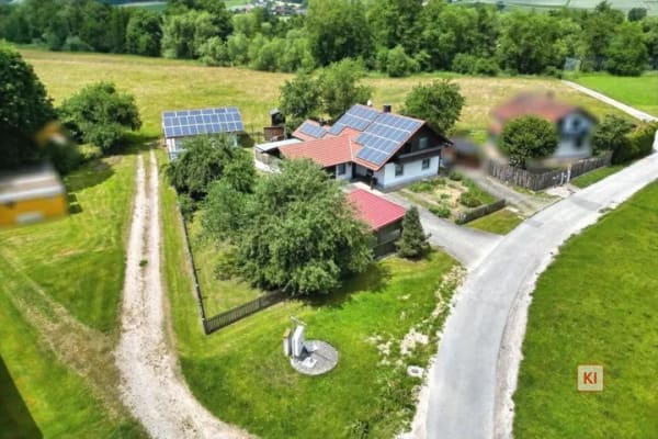 Immobilie in Roßbach - Ländliche Idylle trifft Zukunft: EFH mit PV‑Anlage und viel Freiraum - Bild 0