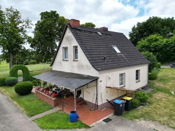 Immobilie in Fincken - Einfamilienhaus in ländlicher Idylle im Herzen der Mecklenburgischen Seenplatte - Bild 1