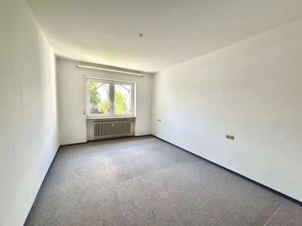 Immobilie in Sigmaringen - Schöne Wohnung mit Balkon, *Schlossblick* und Garage! - Bild 3