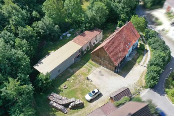 Immobilie in Holzheim - Großes Anwesen mit 4446m2 Grund, Wohnhaus und Nebengebäuden! - Bild 1