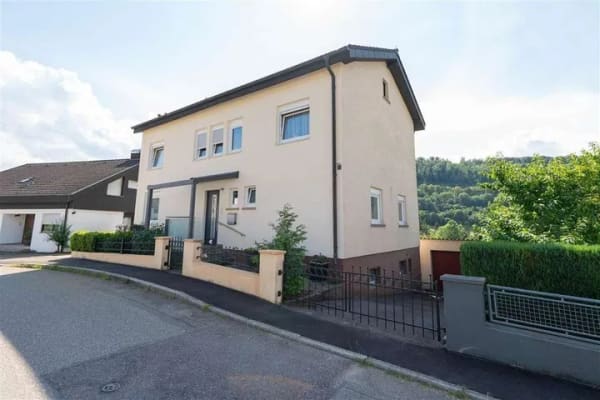 Immobilie in Aalen - Attraktives Mehrfamilienhaus in Hanglage – ideal für Eigennutzer und Kapitalanleger - Bild 1