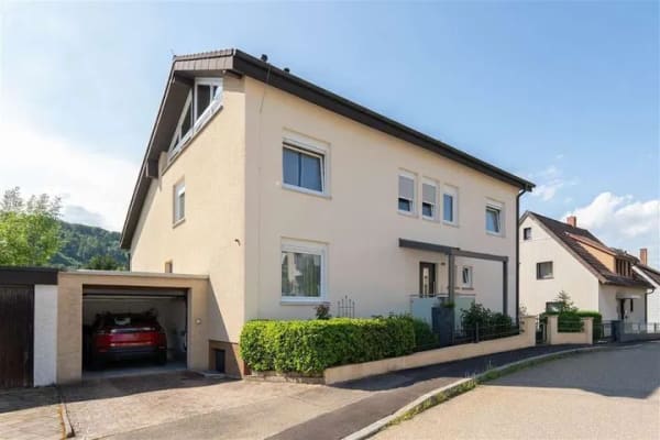 Immobilie in Aalen - Attraktives Mehrfamilienhaus in Hanglage – ideal für Eigennutzer und Kapitalanleger - Bild 2