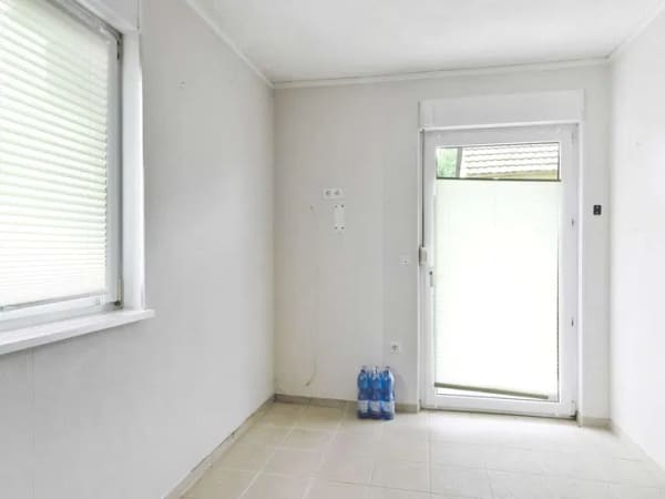 Immobilie in Zaisenhausen - 2-Zi.-Wohnung mit Außenpool in Zaisenhausen! - Bild 3