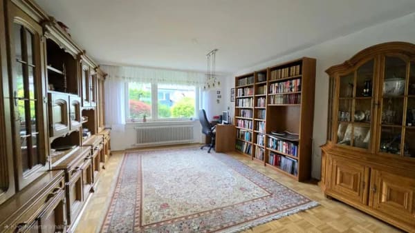 Immobilie in Sinsheim - Reihenendhaus mit großzügigem Anbau in Sinsheim-Ost - Bild 2