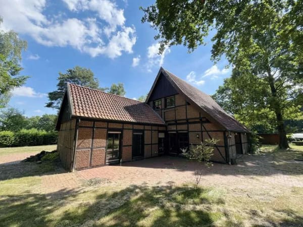 Immobilie in Tecklenburg - Liebhaberobjekt in wunderschöner Alleinlage!
*Fachwerkhaus im Außenbereich von Leeden* - Bild 1