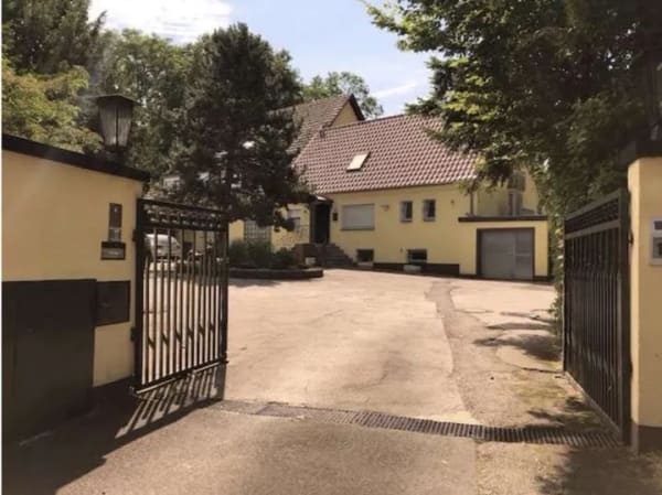 Immobilie in Langenfeld (Rheinland) - LANGENFELD - SCHÖNE GARTEN WOHNUNG (Haus) MIT EINFAHRT UND PKW STELLPLATZ - Bild 0
