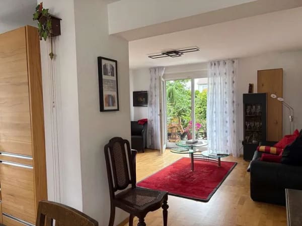 Immobilie in Pleidelsheim - Ihr neues Zuhause in ruhiger Lage: freistehendes 1-2 Familienhaus mit Garten, Garage u. Nebengebäude - Bild 0
