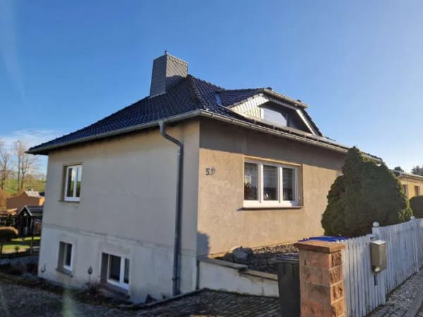 Immobilie in Rositz - SOFORT EINZUGSFERTIG: FAMILIEN-SOMMERPARADIES MIT POOL UND VIEL PLATZ FÜR IHREN EIGENEN HUND!  - Bild 4