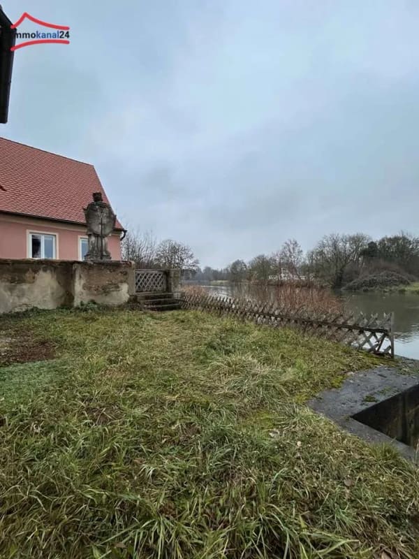 Immobilie in Oettingen i.Bay. - Ein Haus voller Möglichkeiten – mit Garten an der Wörnitz in 86732 Oettingen - Bild 4
