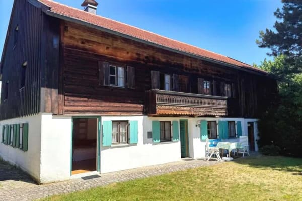 Immobilie in Frontenhausen - Idyllisches Landhaus mit Remise und Stadl - Bild 1
