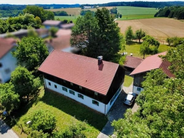 Immobilie in Frontenhausen - Idyllisches Landhaus mit Remise und Stadl - Bild 4