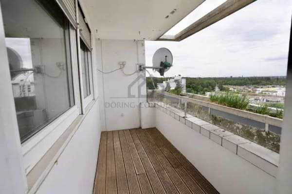 Immobilie in Darmstadt - Frisch renovierte Drei Zimmer Wohnung mit sonnigem Balkon - Bild 3